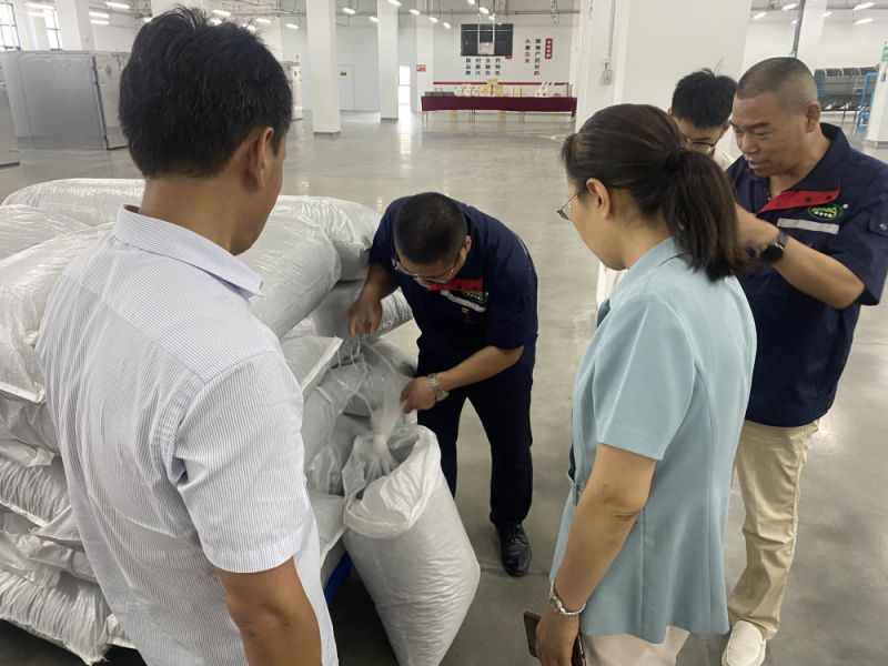 縣委老干部局領導